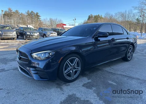 2022 Mercedes-Benz E 350 4Matic z USA, uszkodzony, nr VIN W1KZF8EBXNB026153